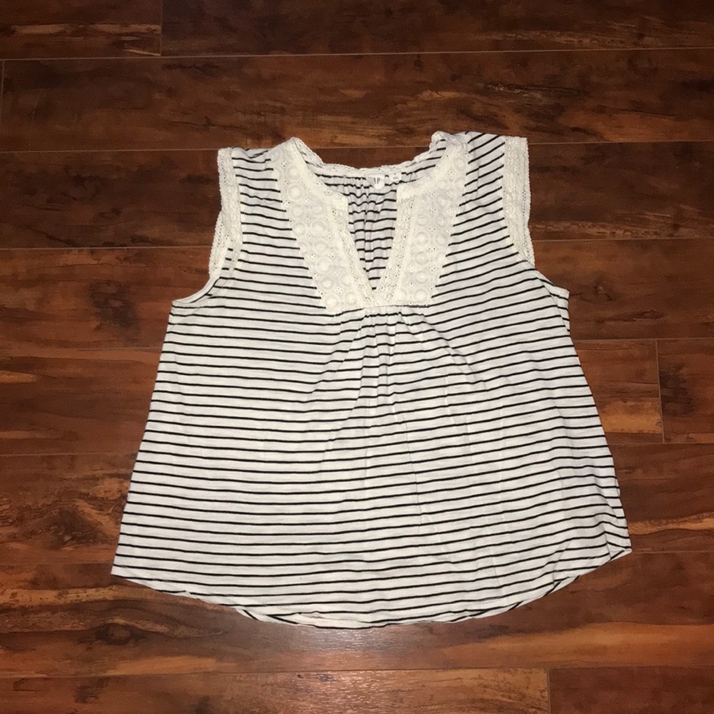 Gap sleeveless tank